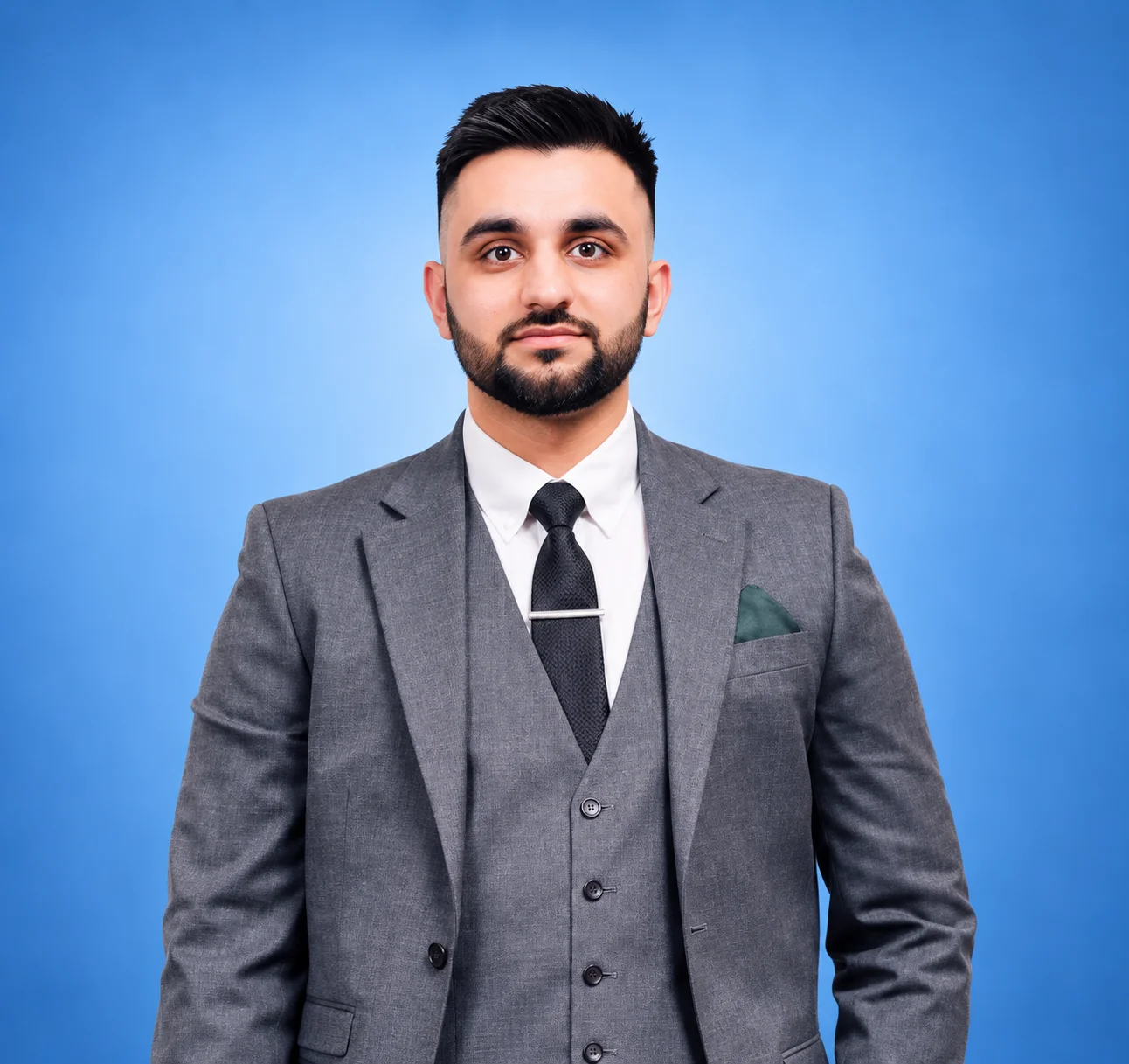 Haroon, Accountant at MedTax Advisors
